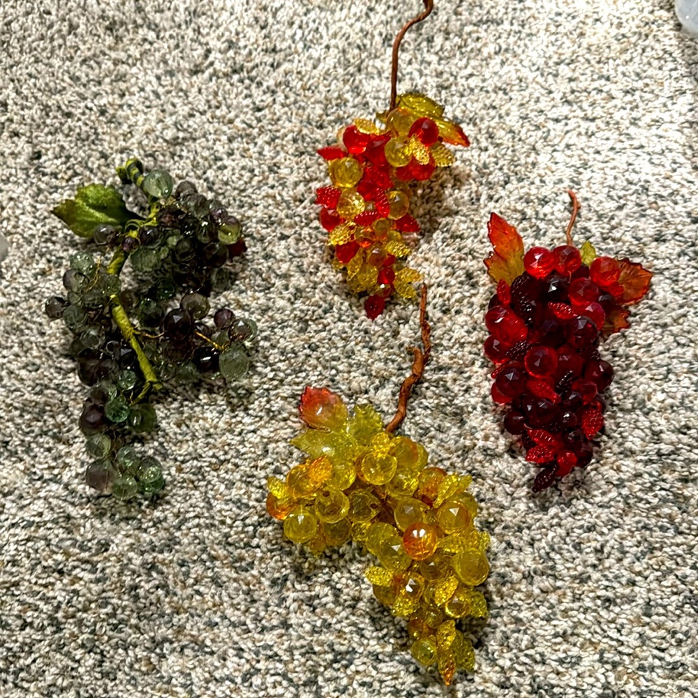 Grapes Bunch Decoration